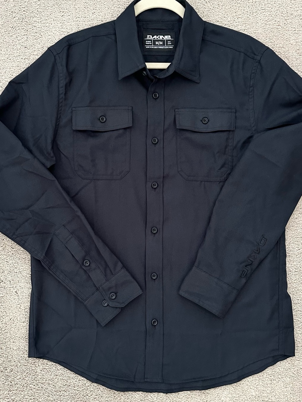 Dakine Charger Flannel Woven Shirt Black Long Sleeve Button Down Water Repellent